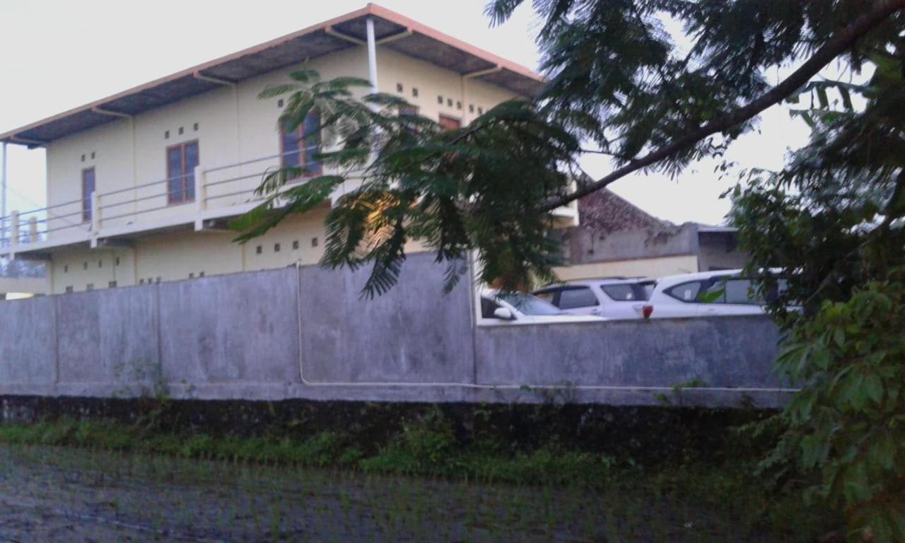 Spot On 93020 Rumah Singgah Ganjuran Bantul Exterior photo
