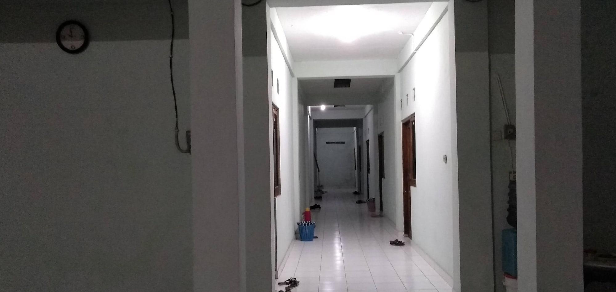 Spot On 93020 Rumah Singgah Ganjuran Bantul Exterior photo